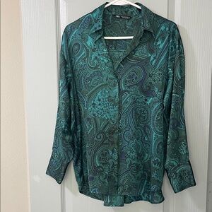 Zara Women's Teal Paisley Button-Up Shirt
